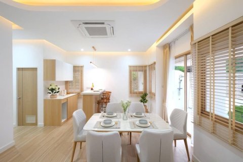 Villa in Chiang Mai, Thailand 3 bedrooms № 155362 - photo 12