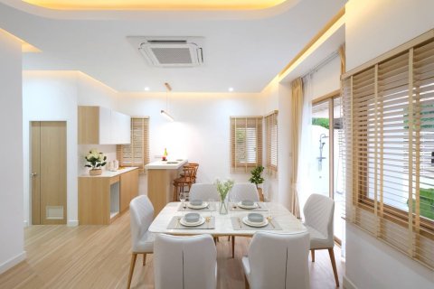 Villa in Chiang Mai, Thailand 3 bedrooms № 155362 - photo 10