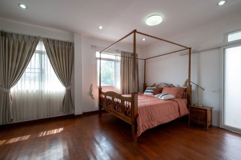 Villa in Chiang Mai, Thailand 4 bedrooms № 155364 - photo 13