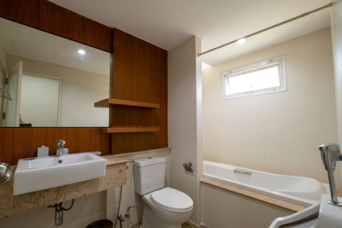 Villa in Chiang Mai, Thailand 4 bedrooms № 155364 - photo 17