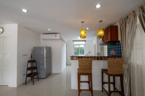 Villa in Chiang Mai, Thailand 4 bedrooms № 155364 - photo 9