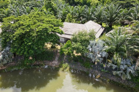 Villa in Chiang Mai, Thailand 3 bedrooms № 155361 - photo 1