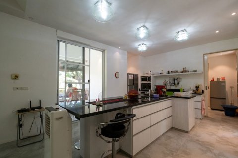 Villa in Chiang Mai, Thailand 3 bedrooms № 155361 - photo 13