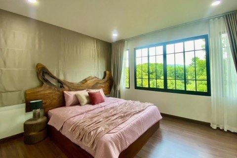 Villa in Chiang Mai, Thailand 4 bedrooms № 155363 - photo 18