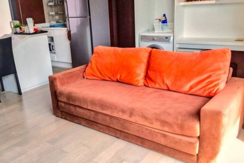 Condo in Bangkok, Thailand, 1 bedroom  № 117086 - photo 2