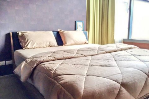 Condo in Bangkok, Thailand, 1 bedroom  № 117086 - photo 7