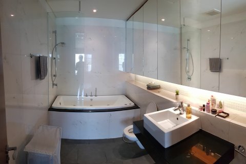 Condo à Khlong Toei, Bangkok, Thaïlande, 2 chambres № 145105 - photo 13