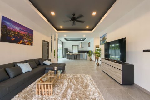 Villa in Pattaya, Thailand 3 bedrooms № 158939 - photo 6