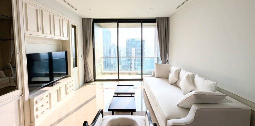 Condo in Pathum Wan, Bangkok, Thailand, 3 bedrooms  № 158936