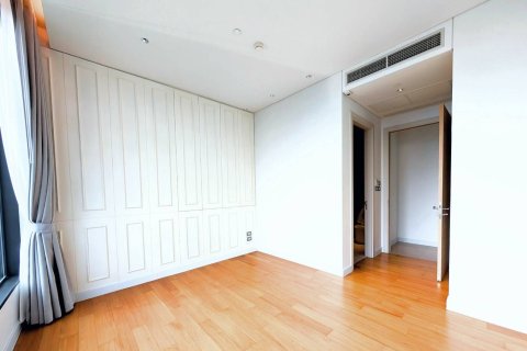 Condo in Pathum Wan, Bangkok, Thailand, 3 bedrooms  № 158936 - photo 10