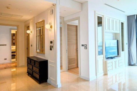 Condo in Pathum Wan, Bangkok, Thailand, 3 bedrooms  № 158936 - photo 4