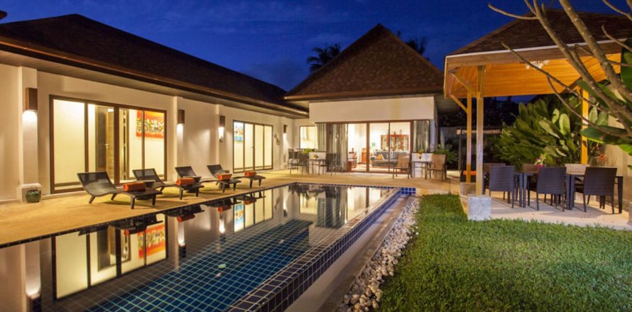 Villa à Phuket, Thaïlande 4 chambres № 167701