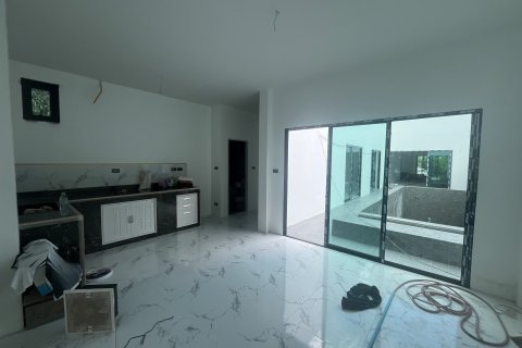 Villa in Phuket, Thailand 3 bedrooms № 167699 - photo 5