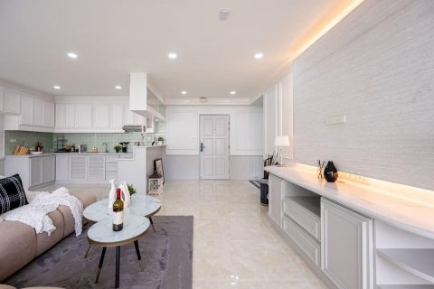 Condo in Khlong Toei, Bangkok, Thailand, 2 bedrooms  № 167698 - photo 3