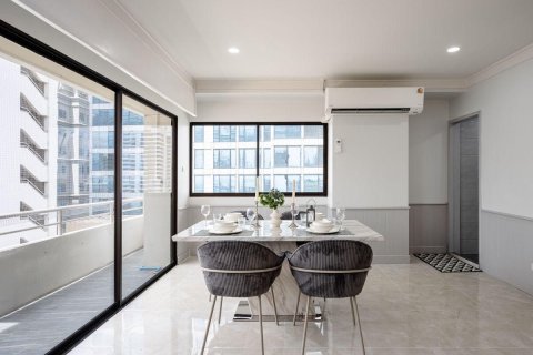 Condo in Khlong Toei, Bangkok, Thailand, 2 bedrooms  № 167698 - photo 5