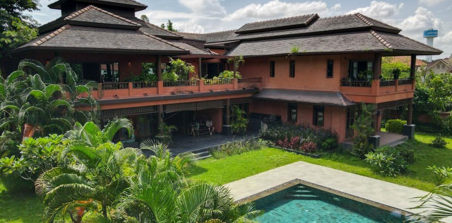 House in Chiang Mai, Thailand 6 bedrooms № 121975