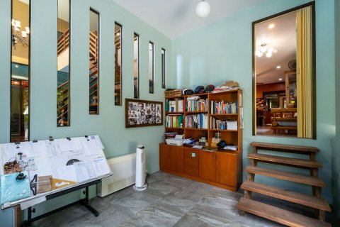 House in Chiang Mai, Thailand 6 bedrooms № 121969 - photo 12