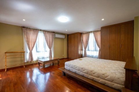 House in Chiang Mai, Thailand 6 bedrooms № 121969 - photo 19
