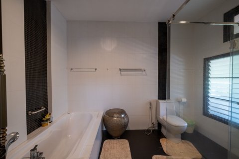 House in Chiang Mai, Thailand 6 bedrooms № 121969 - photo 25