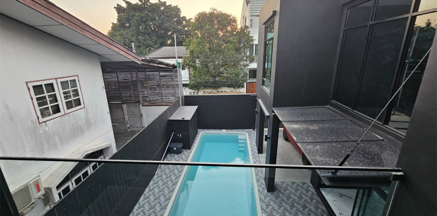 บ้านในกรุงเทพฯ, ประเทศไทย 4 ห้องนอน № 189403