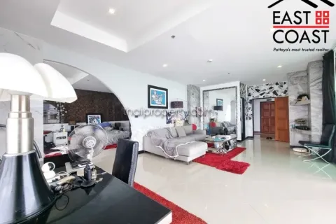Condominio de 1 dormitorio en Pattaya, Tailandia № 213760 - foto 1