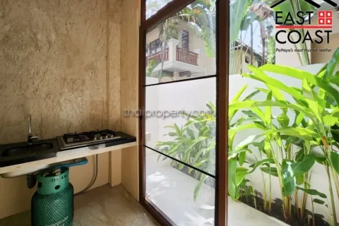 Casa de 3 dormitorios en Pattaya, Tailandia № 213762 - foto 16