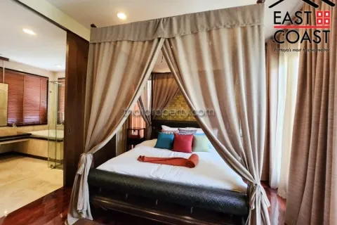 Casa de 3 dormitorios en Pattaya, Tailandia № 213762 - foto 30
