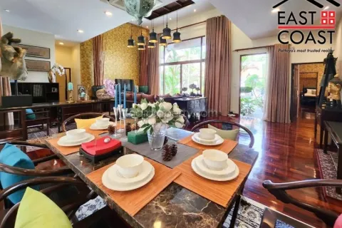 Casa de 3 dormitorios en Pattaya, Tailandia № 213762 - foto 8