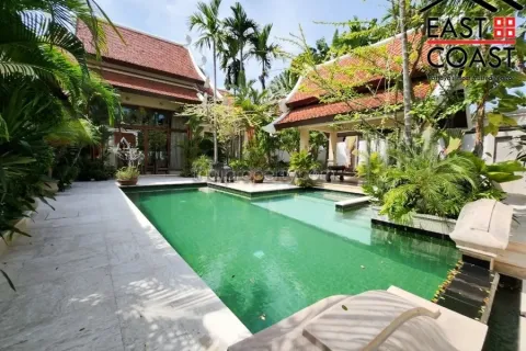 Casa de 3 dormitorios en Pattaya, Tailandia № 213762