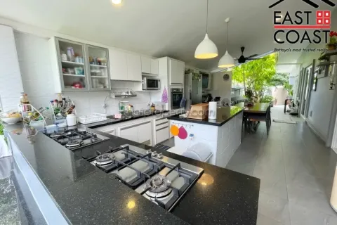 Haus in Pattaya, Thailand 3 Schlafzimmer № 213761 - Foto 4