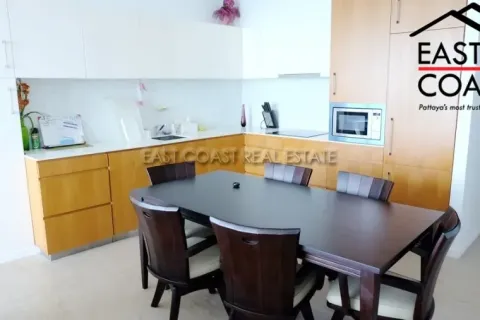 Condominio de 3 dormitorios en Pattaya, Tailandia № 213765 - foto 2