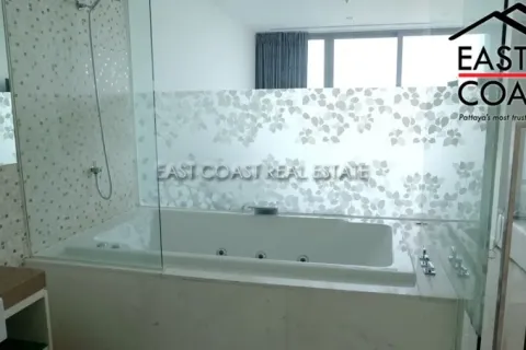 Condominio de 3 dormitorios en Pattaya, Tailandia № 213765 - foto 8