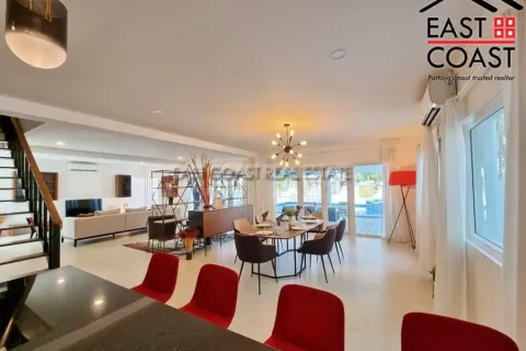 Casa de 3 dormitorios en Pattaya, Tailandia № 213763 - foto 13