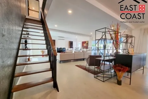 Casa de 3 dormitorios en Pattaya, Tailandia № 213763 - foto 15