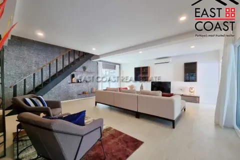 Casa de 3 dormitorios en Pattaya, Tailandia № 213763 - foto 3