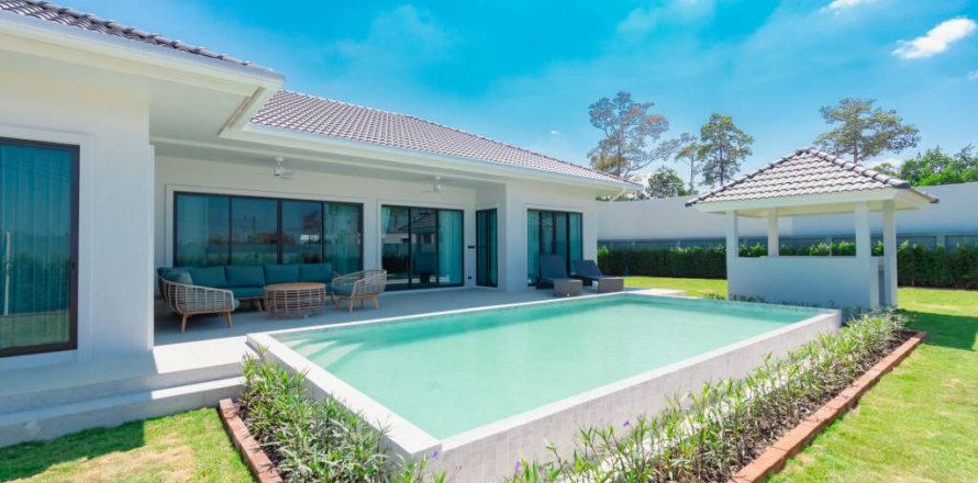 Villa in Hua Hin, Thailand 3 bedrooms № 172639