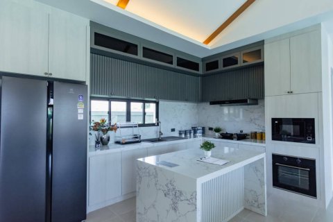 Villa in Hua Hin, Thailand 3 bedrooms № 172639 - photo 10