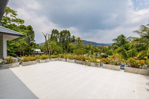 House in Phuket, Thailand 4 bedrooms № 180668 - photo 21