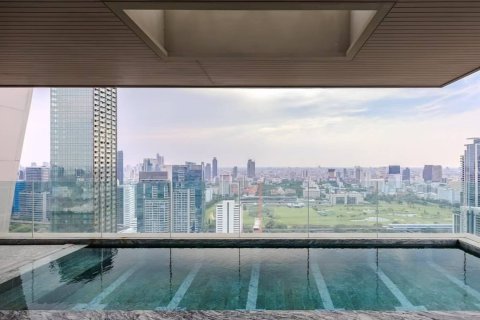 Penthouse in Bangkok, Thailand 4 bedrooms № 180670 - photo 3