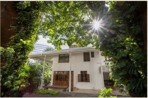 House in Bangkok, Thailand 4 bedrooms № 180672 - photo 7