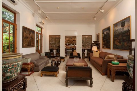House in Bangkok, Thailand 4 bedrooms № 180672 - photo 13