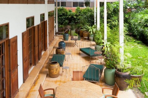 House in Bangkok, Thailand 4 bedrooms № 180672 - photo 3