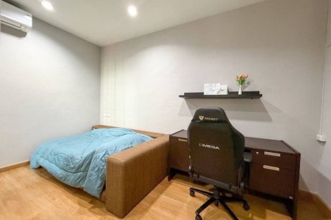 Кондоминиум с 2 спальнями в Бангкоке, Таиланд № 156783 - фото 8