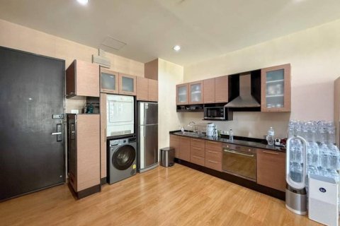 Кондоминиум с 2 спальнями в Бангкоке, Таиланд № 156783 - фото 5