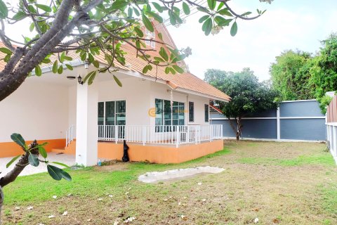 Studio on Jomtien Beach, Pattaya, Thailand № 156781 - photo 4