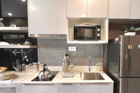 Студия в кондо в Бангне, Бангкок, Таиланд № 167484 - фото 11