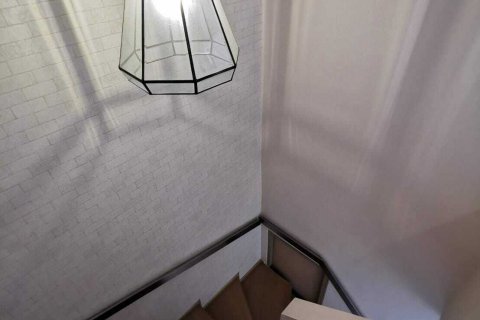 Дуплекс в Ваттхане, Бангкок, Таиланд с 2 спальнями  № 150017 - фото 10