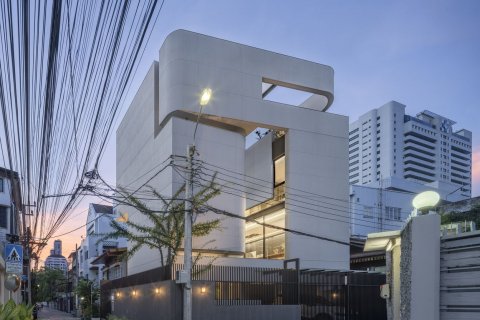 Дом в Сатхоне, Бангкок, Таиланд с 3 спальнями  № 136992 - фото 24