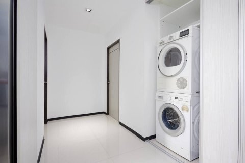 Кондоминиум с 2 спальнями в Клонг Тоэй, Бангкок, Таиланд № 136996 - фото 17