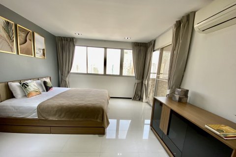 Кондоминиум с 2 спальнями в Клонг Тоэй, Бангкок, Таиланд № 136996 - фото 9